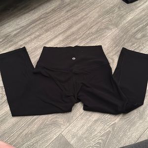 LULU LEMON LEGGINGS!!